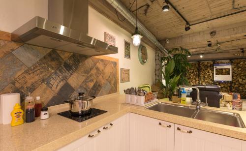 beimen wow poshtel hostel