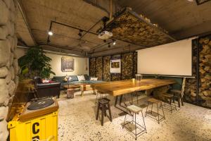 beimen wow poshtel hostel