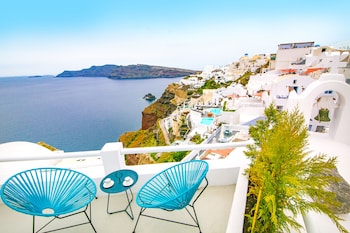 kaleidoscope cave houses oia
