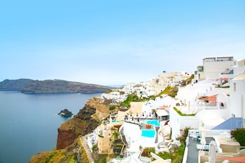 kaleidoscope cave houses oia