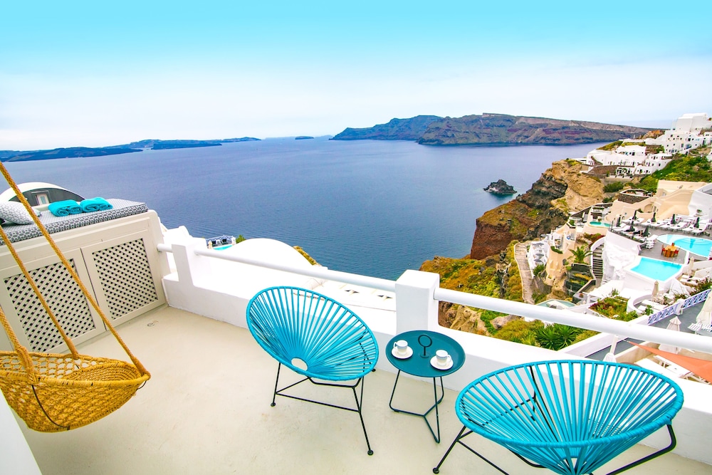 kaleidoscope cave houses oia