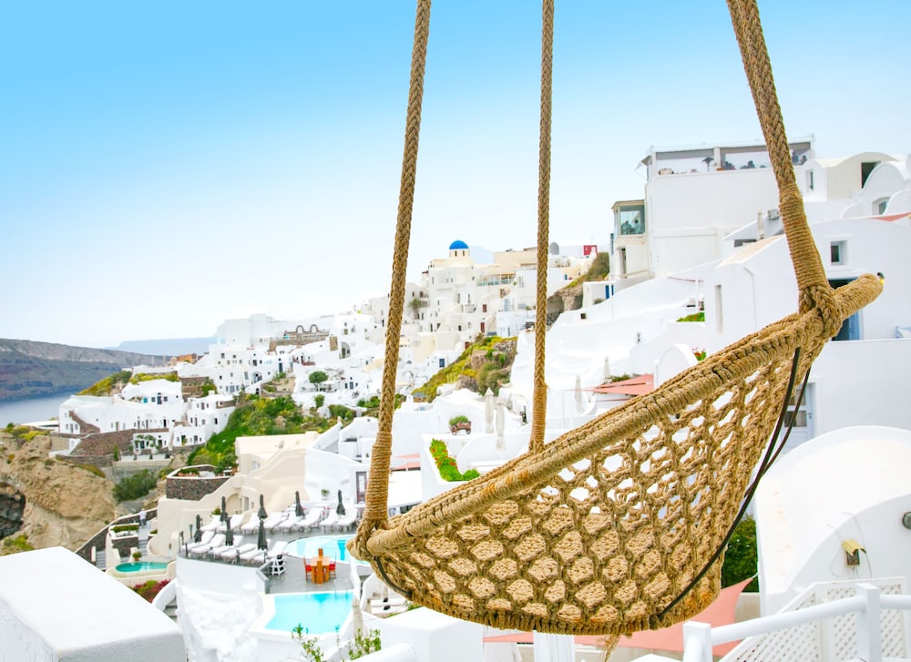 kaleidoscope cave houses oia