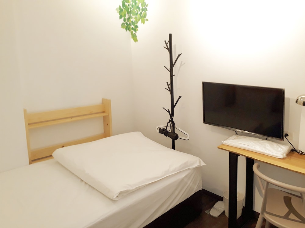 lutel hotel xpark gloria outlets shin kong cinemas