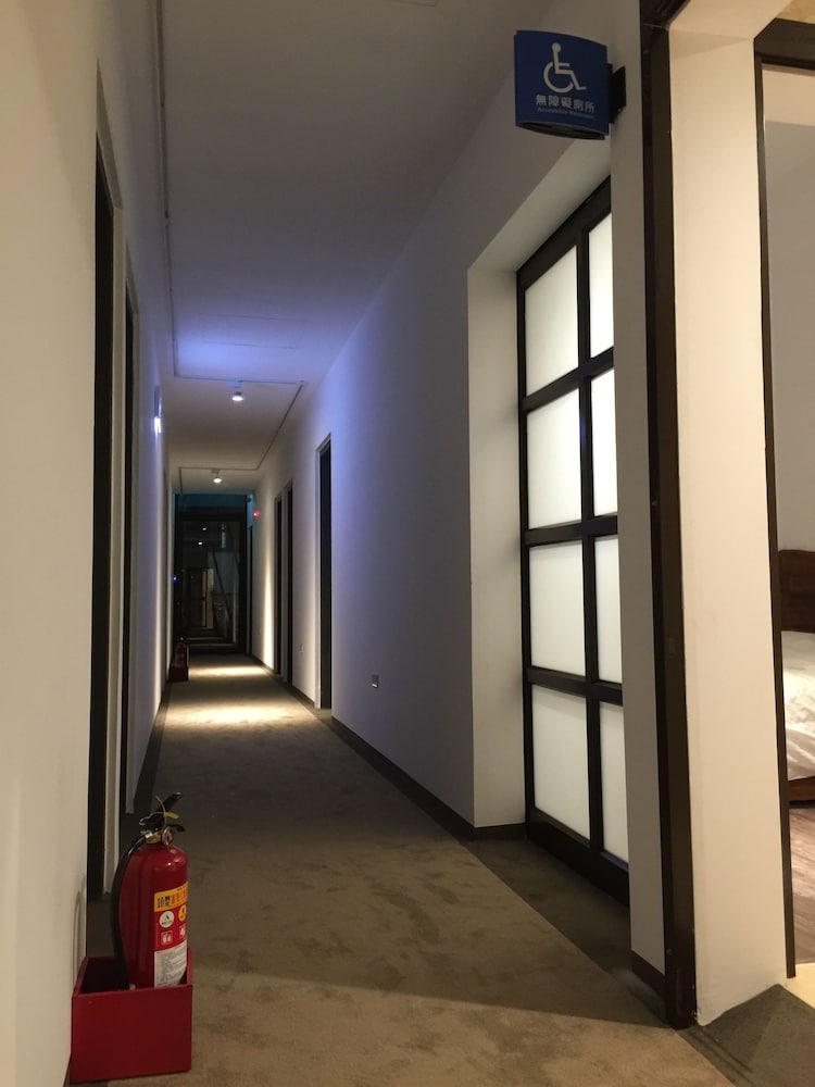 lutel hotel xpark gloria outlets shin kong cinemas