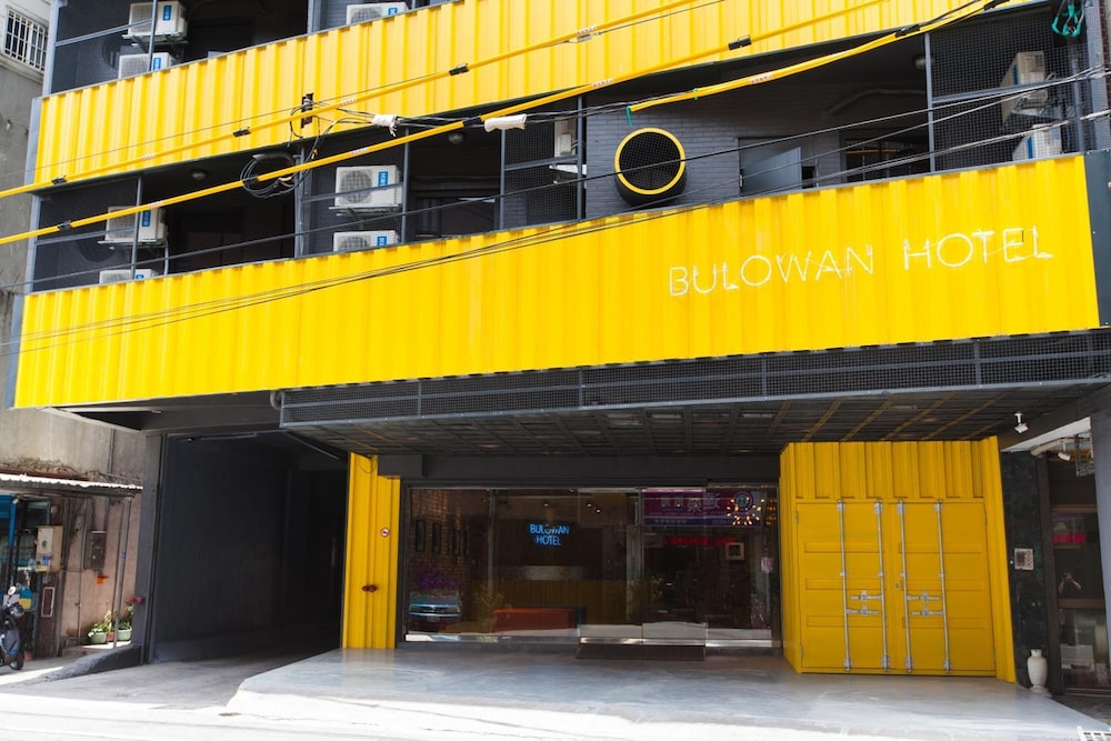 bulowan hotel