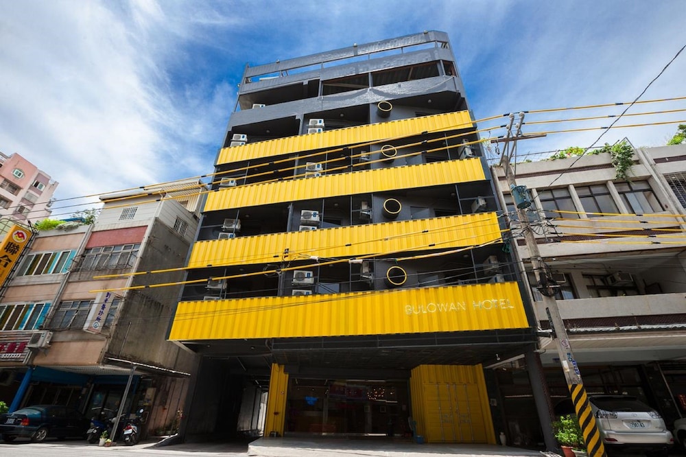 bulowan hotel