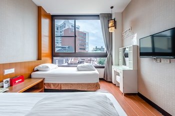 lightness hotel