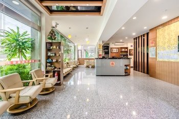lightness hotel