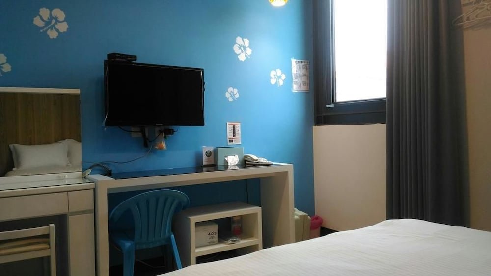 lightness hotel