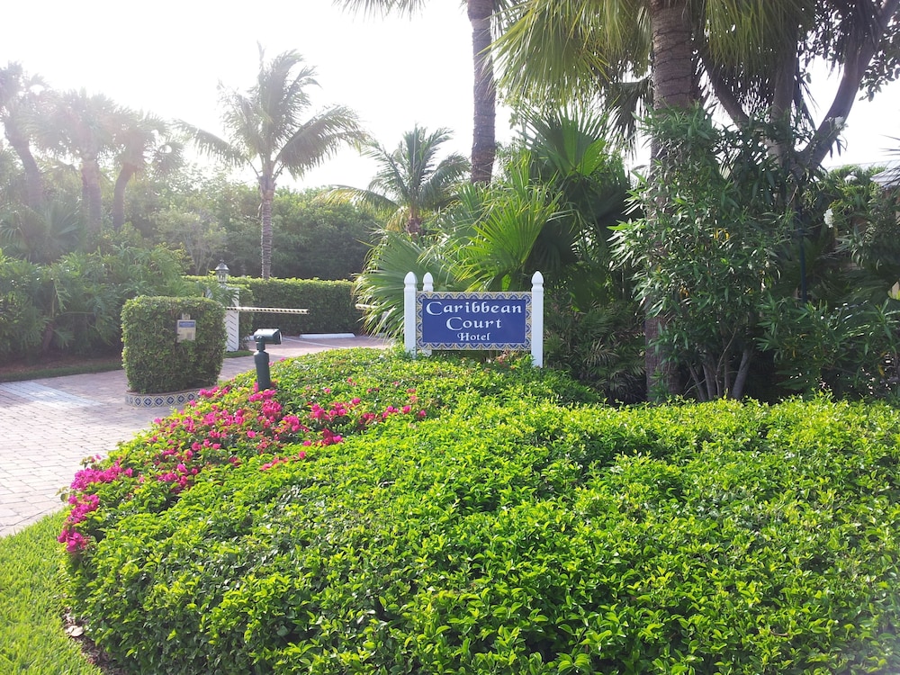 the caribbean court boutique hotel
