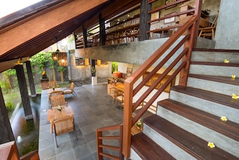 purana boutique resort