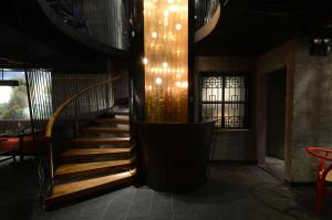 the chi boutique hotel