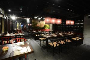 the chi boutique hotel