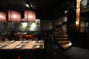 the chi boutique hotel