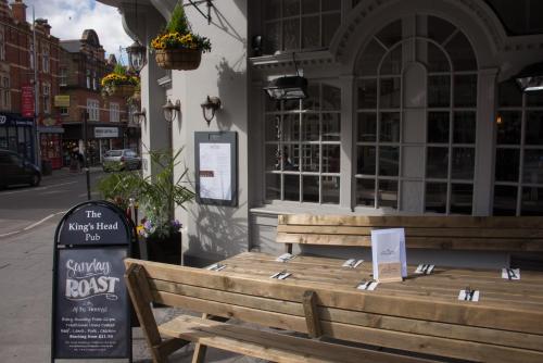 the kings head hotel