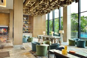 Four Points By Sheraton Surabaya, Tunjungan Plaza,Surabaya>>Malang,4 star