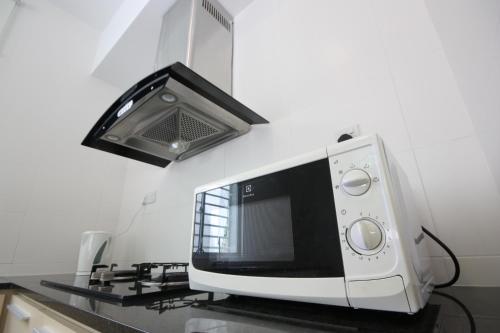 new corner shamrock beach villas seaview