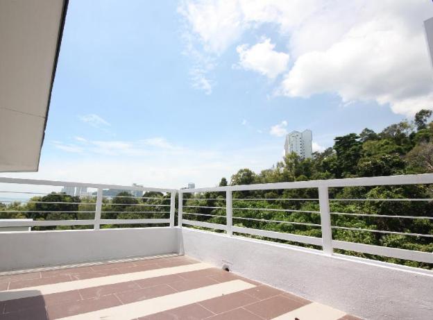 new corner shamrock beach villas seaview