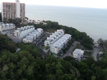 new corner shamrock beach villas seaview