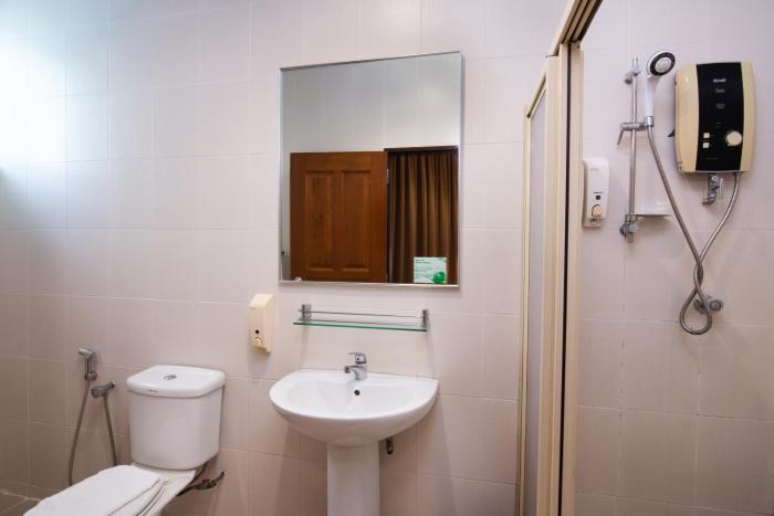 golden view serviced apartment