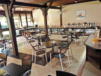 arsela hotel pangkalan bun