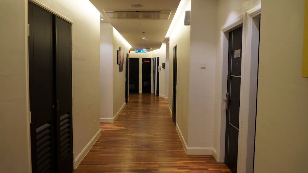 pine garden hotel