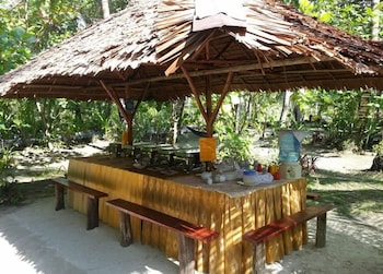 mutiara beach resort