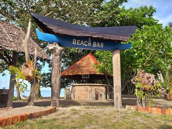 mutiara beach resort