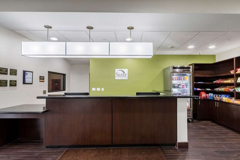 sleep inn and suites college station near university