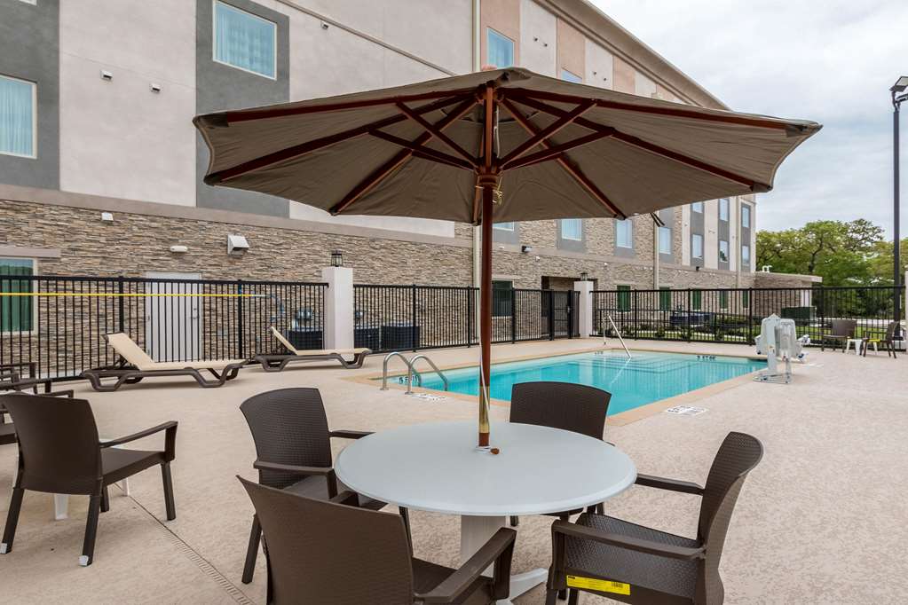 sleep inn and suites college station near university