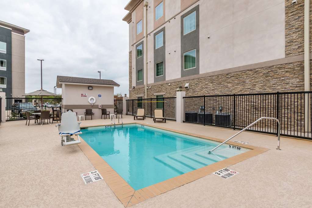 sleep inn and suites college station near university