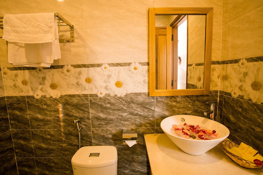 new sunshine homestay