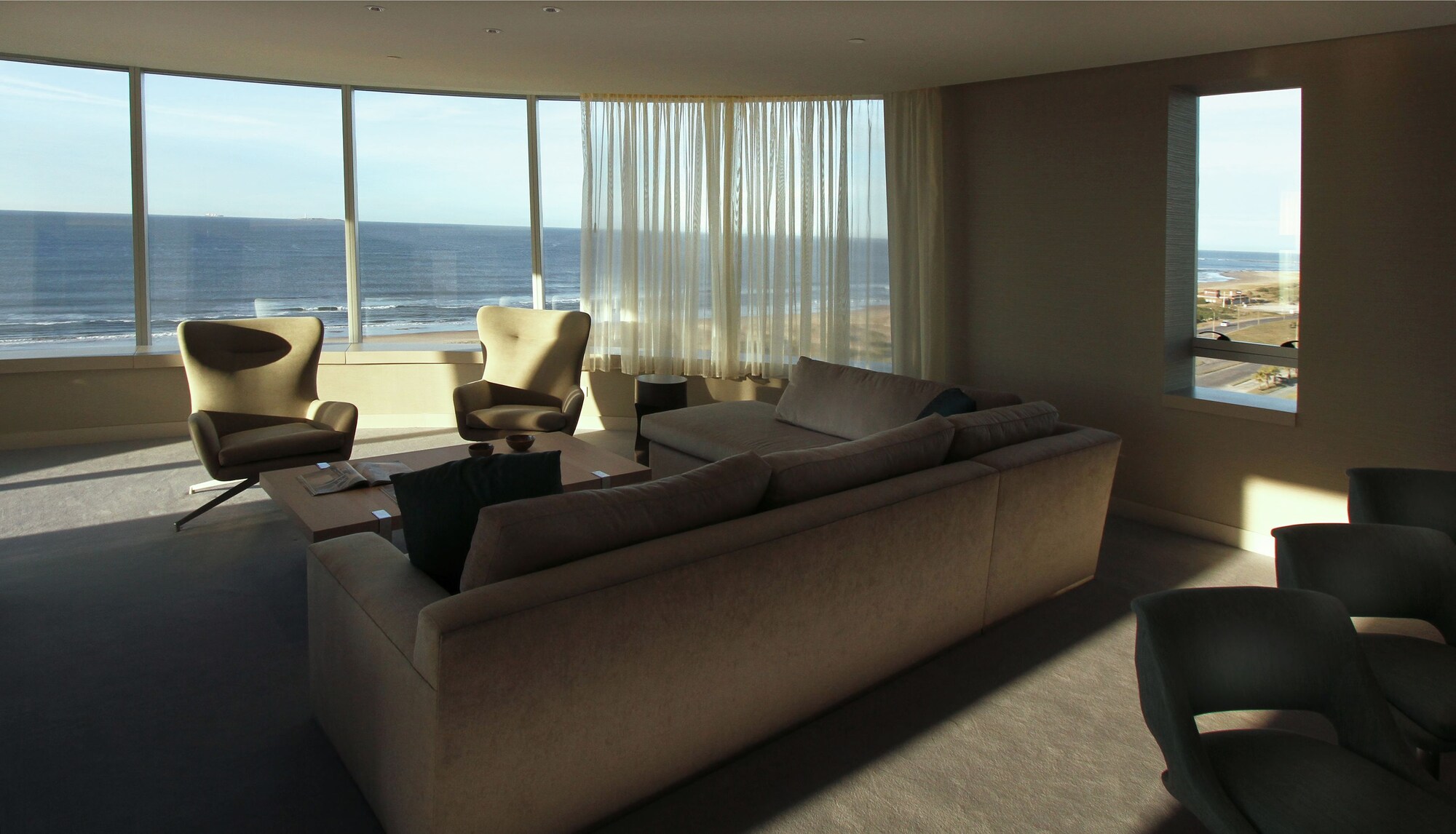 The Grand Hotel Punta Del Este,Punta Del Este>>Maldonado,5 star