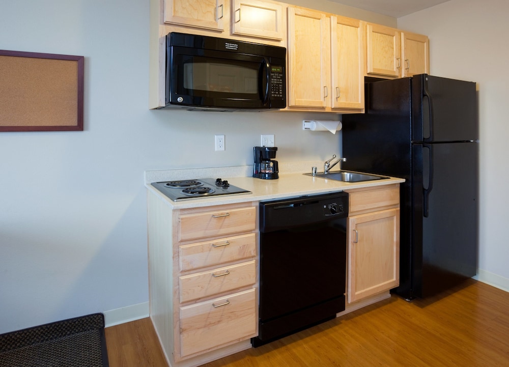 candlewood suites milwaukee brown deer by ihg