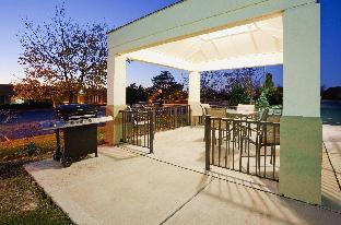 Candlewood Suites Milwaukee Brown Deer By Ihg,Milwaukee>>Brown Deer,3 star