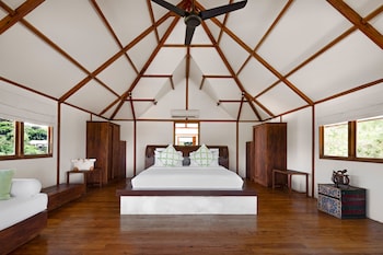 kokomo resort gili gede