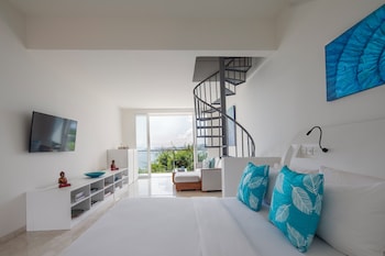 kokomo resort gili gede