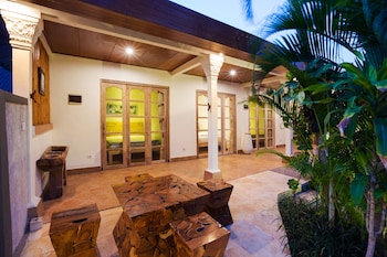 Bale Seminyak,Bali>>Badung,3 star