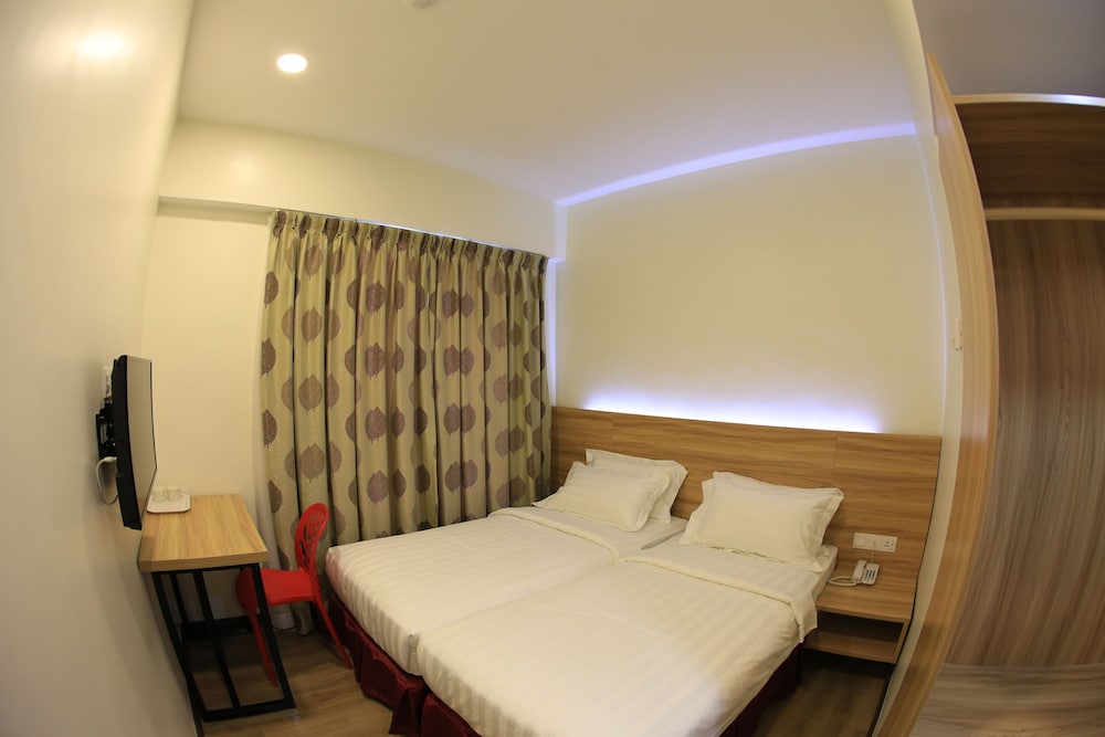 city garden hotel