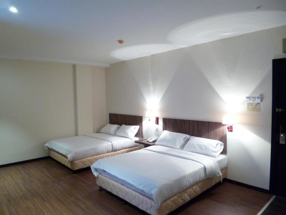 9 square hotel bangi