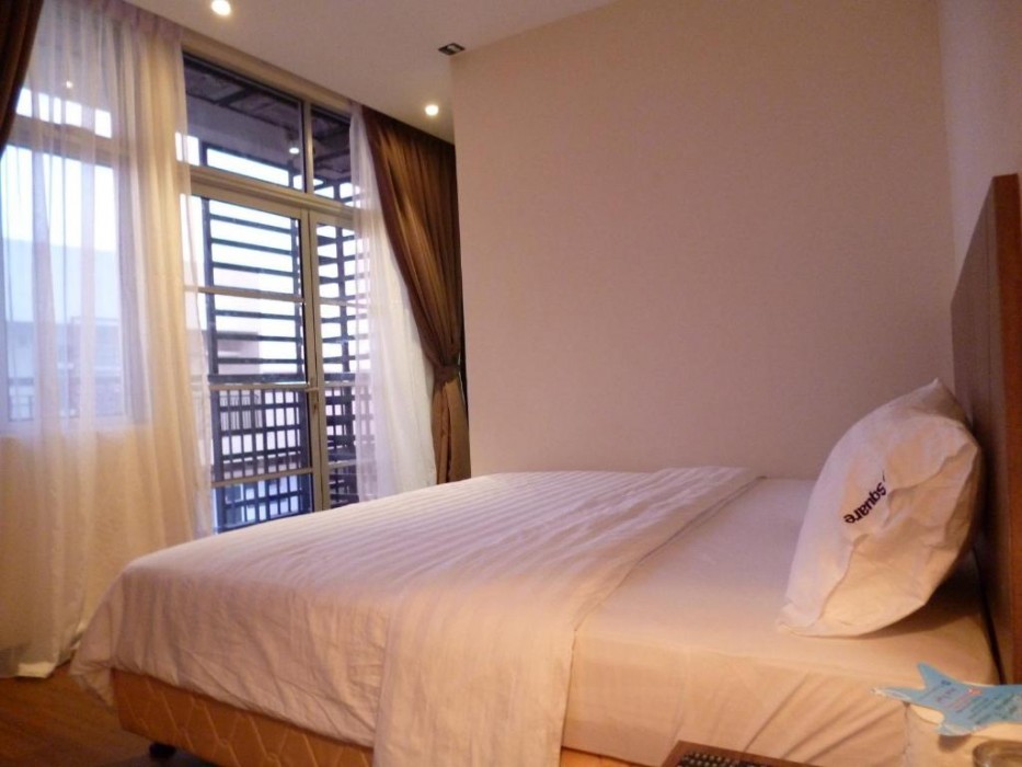 9 square hotel bangi