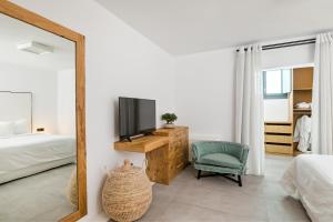 portes mykonos suites and villas