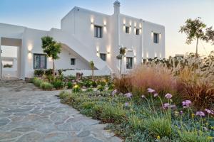 portes mykonos suites and villas