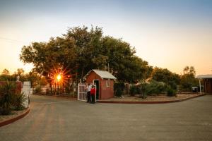 mokoro lodge