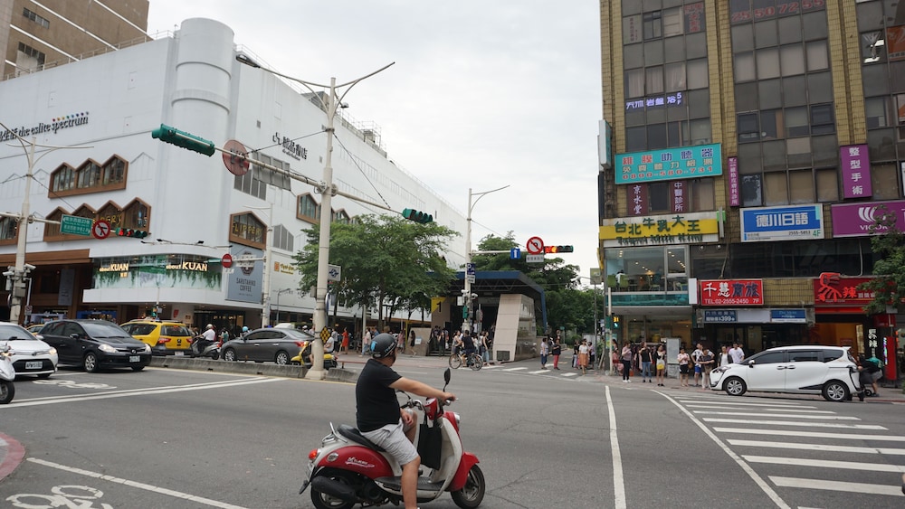 chian huei business hotel