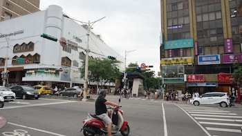chian huei business hotel
