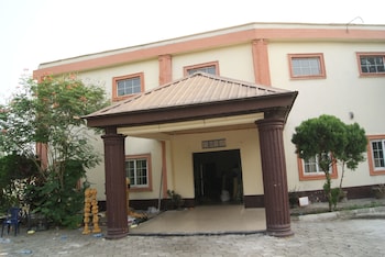 tiffany hotel and towers