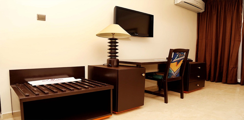 rockview hotel festac
