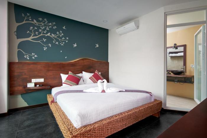 monsoon bassac hotel