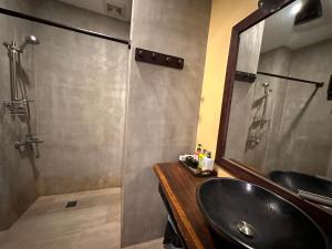 monsoon bassac hotel